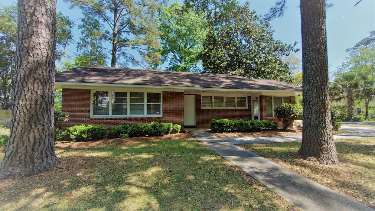 125 Park Ave, Thomasville, GA 31792 House Rental in Thomasville, GA