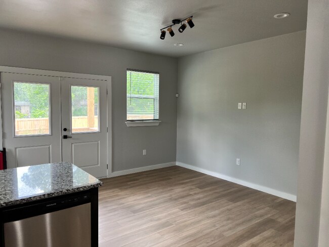 Foto del edificio - 1501 Valmar St