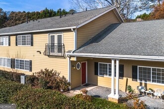 Building Photo - 1468 Briarwood Rd NE