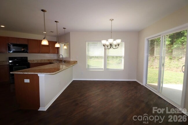 Foto del edificio - 13011 Lake Erie Ln