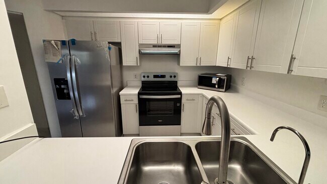Foto del edificio - 1001 SW 141st Ave