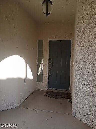 Building Photo - 2983 Scenic Valley Way