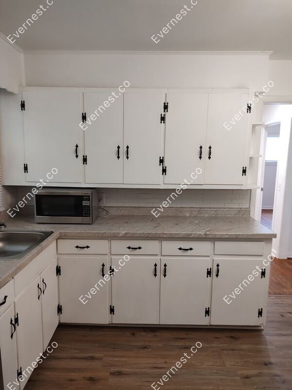 Foto del edificio - 5913 NW Bell Rd
