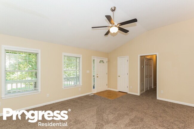 Building Photo - 153 Country Mill Ln
