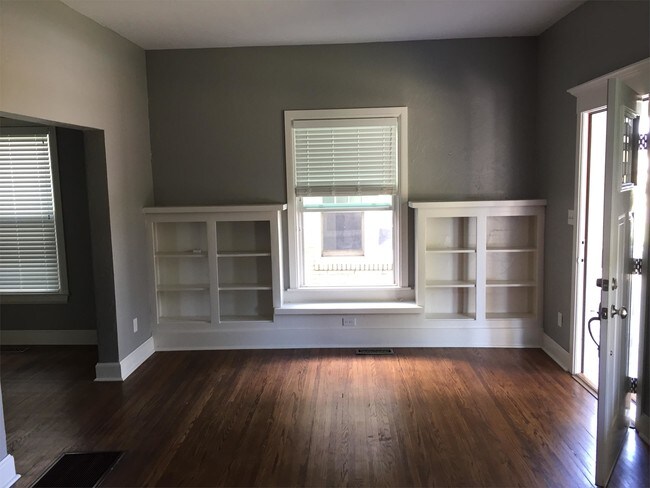 Foto del edificio - 1307 N Klein Ave