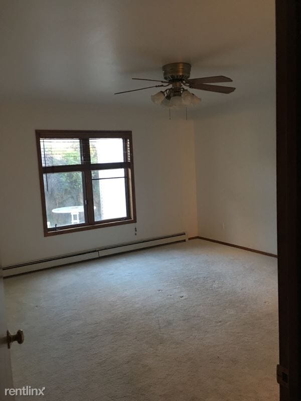 Building Photo - 3 br, 2.5 bath Townhome - 9 Los Arboles Dr