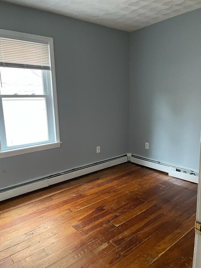 Building Photo - 205 Rathbun St