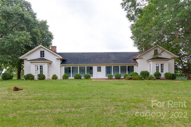 Primary Photo - 590 Cox Mill Rd