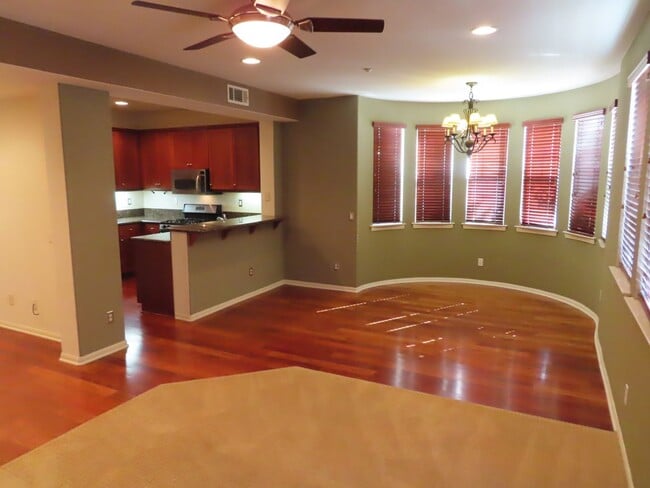 Building Photo - 3125 Harbor Ridge Ln