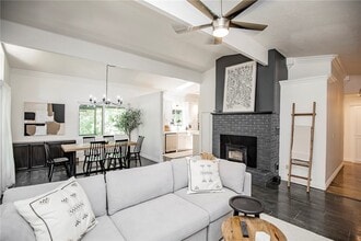 Building Photo - 1 Rader Ln