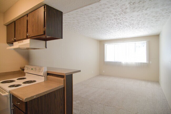 Interior Photo - Cottonwood Apartments