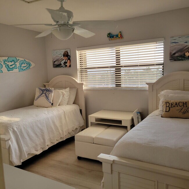 Foto del edificio - 10310 S Ocean Dr