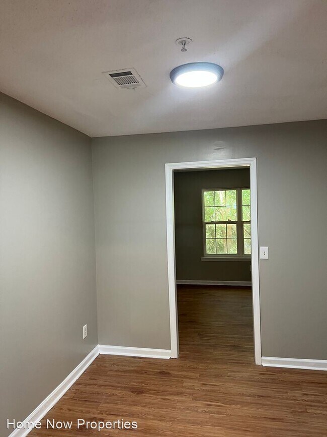Foto del edificio - 3 br, 2.5 bath House - 1073 Thornwoode Lane