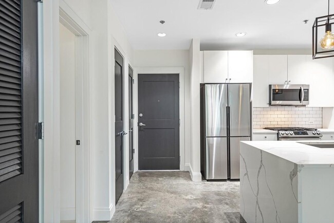 Foto del edificio - 905 Juniper St NE