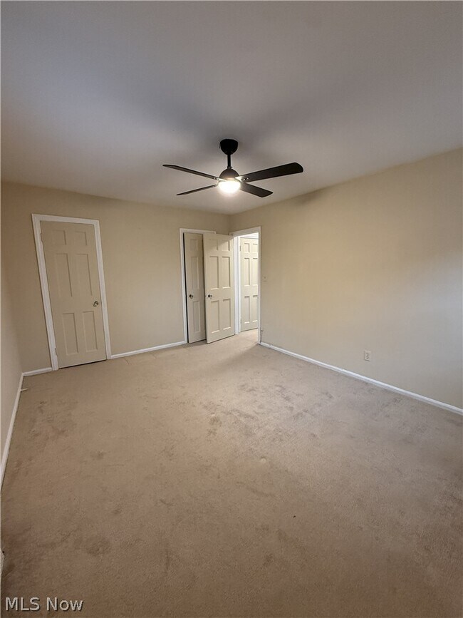 Building Photo - 13781 Cedar Rd