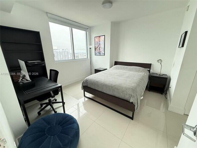Foto del edificio - 92 SW 3rd St
