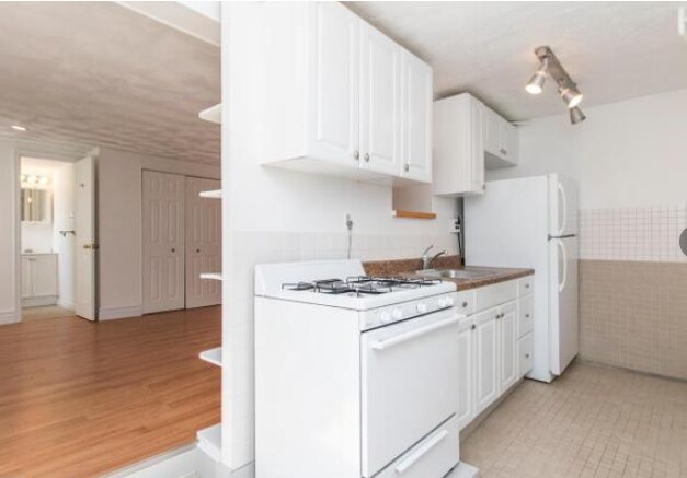 Primary Photo - 18 E Gorgas Lane