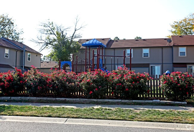 Building Photo - Overland Park Estates