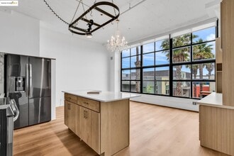 Building Photo - 1500 Park Ave