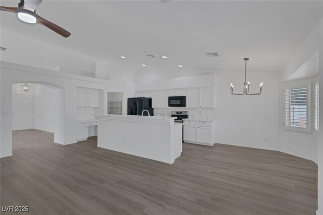 Foto del edificio - 5808 Spinnaker Reach Ave