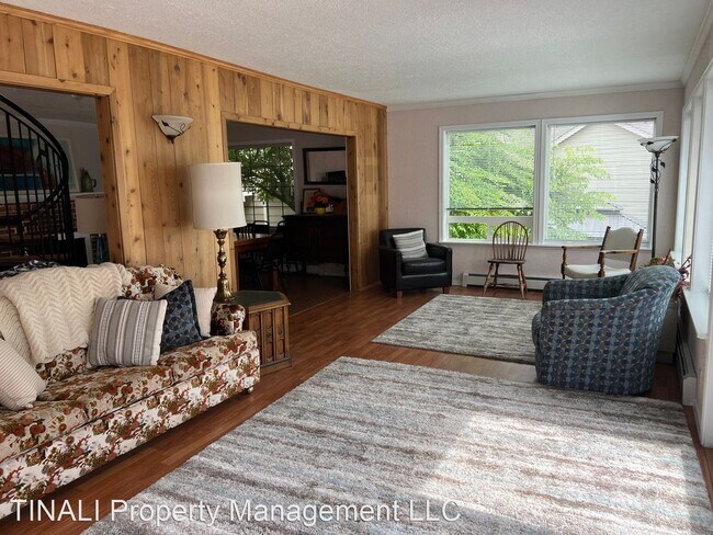 Foto del edificio - 4 br, 3 bath House - 1220 160th St SW