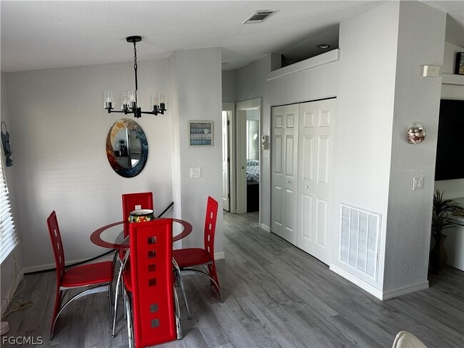 Building Photo - 158 Nanaimo Trail