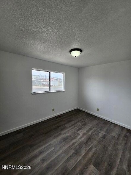 Building Photo - 185 Ferguson St