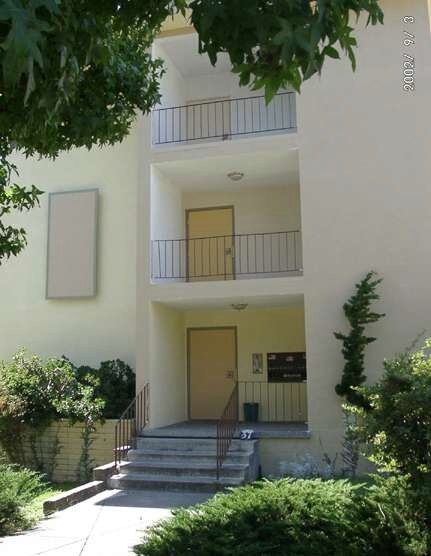 Foto del edificio - 37 Moss Ave