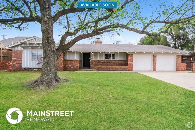 Building Photo - 2904 Huntleigh Dr