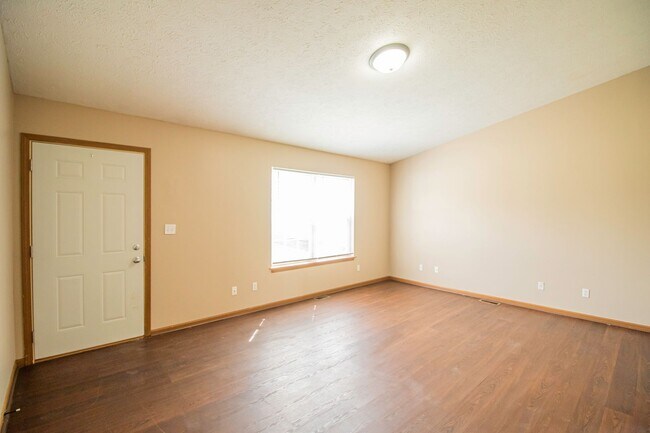 Foto del edificio - 2204 Bridgewater Cir