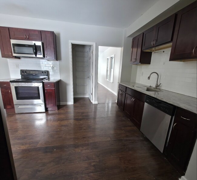 Foto del edificio - Single Family Home 3 beds 2 bath Available Now!