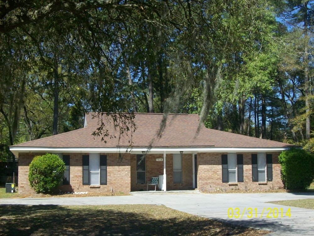 Primary Photo - 2 Bedroom 1 Bath Duplex on Wilmington Island