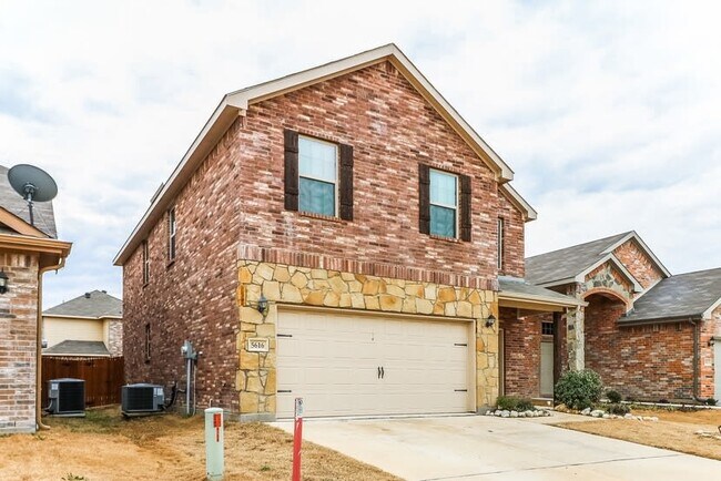 Building Photo - 5616 Thunder Bay Dr