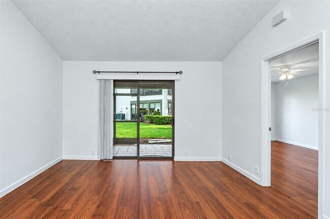 Foto del edificio - 1817 Cypress Trace Dr