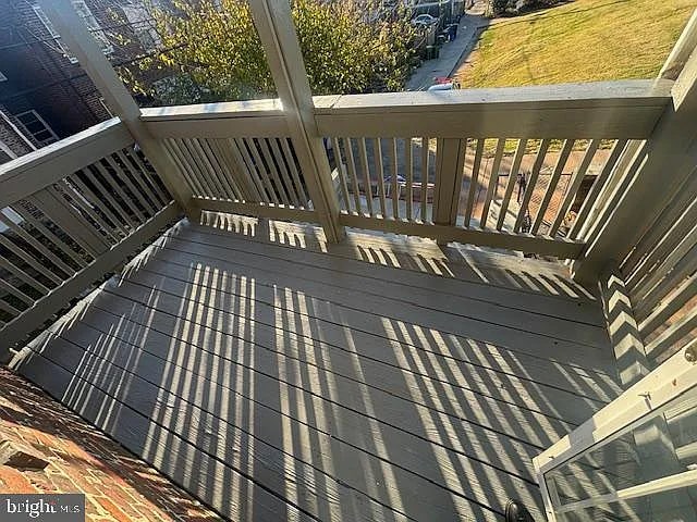 Foto del edificio - 1300 N Kenwood Ave