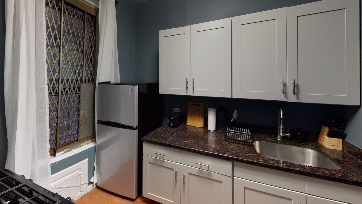 Photo - Room in Shared 3 bed/1 bath home