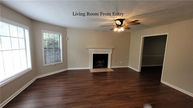 Building Photo - 4991 Sugar Creek Dr