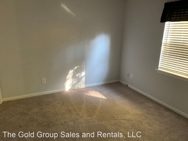 3 br, 2.5 bath House - 8718 Golf Ridge Drive photo'