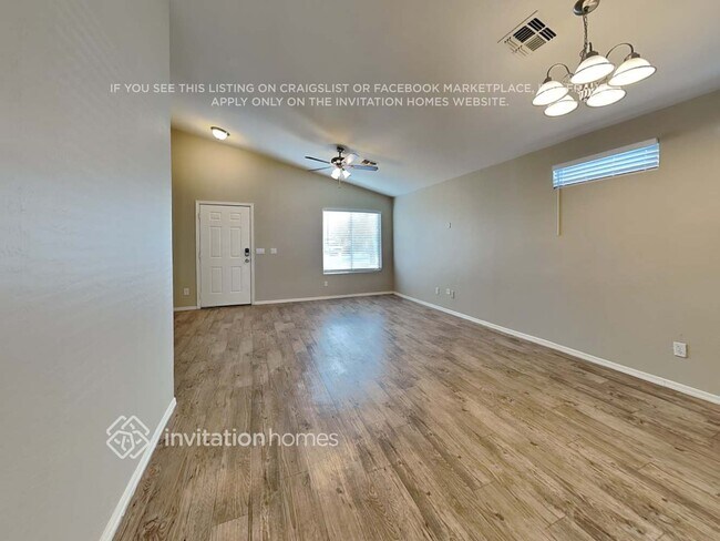 Foto del edificio - 14808 N B St