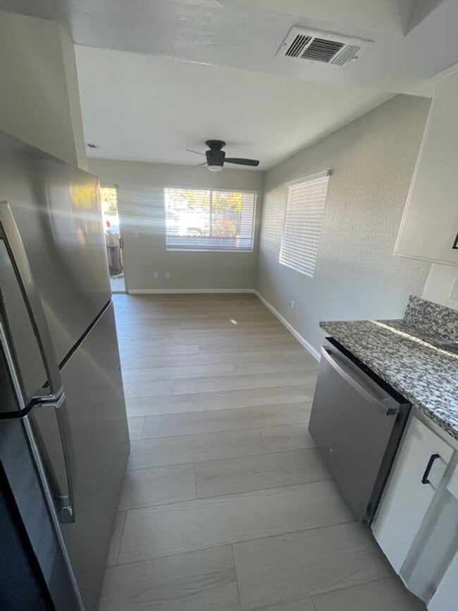 Foto del edificio - In the Heart of Atascadero