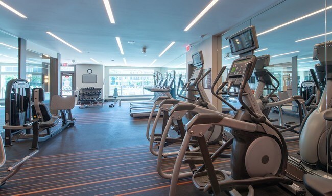 Foto del edificio - Elms Signal Hill Station