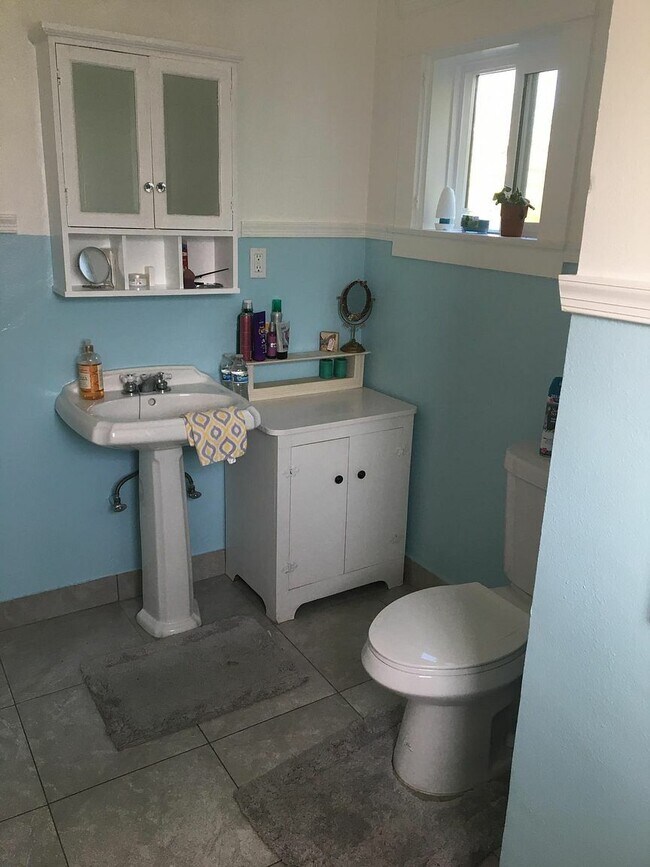 Foto del edificio - 314 De La Mare Ave