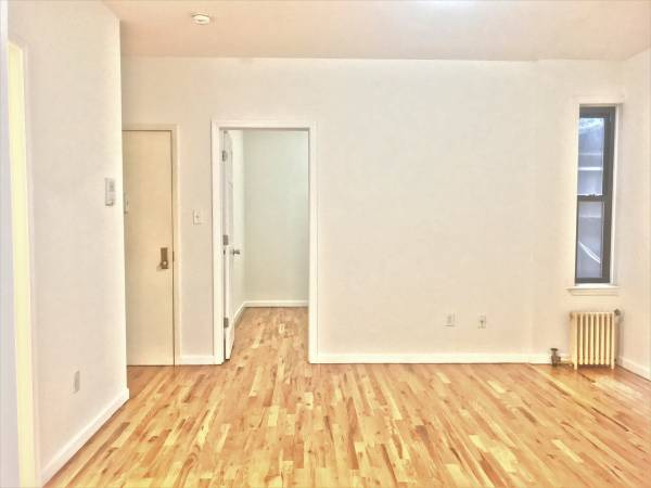 Building Photo - 317 58th St