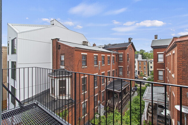 Units 6, 8, 10- private balcony with select units - 2007 Cambridge St