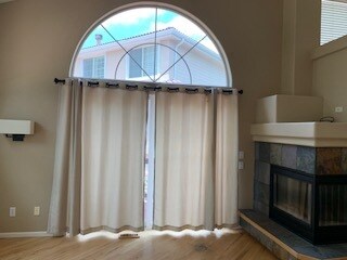 Foto del edificio - 1533 Laurenwood Ln