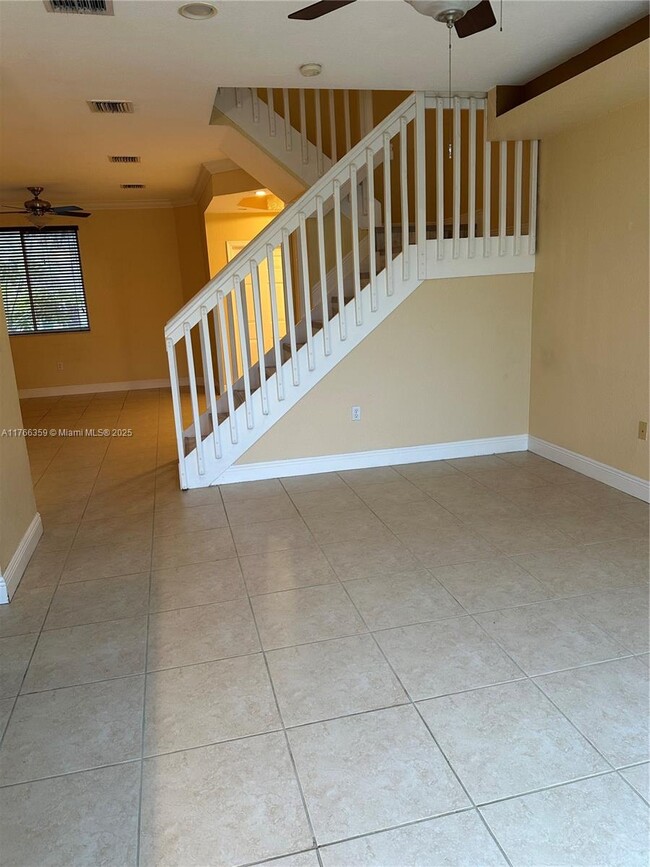 Building Photo - 6543 Hidden Cove Dr