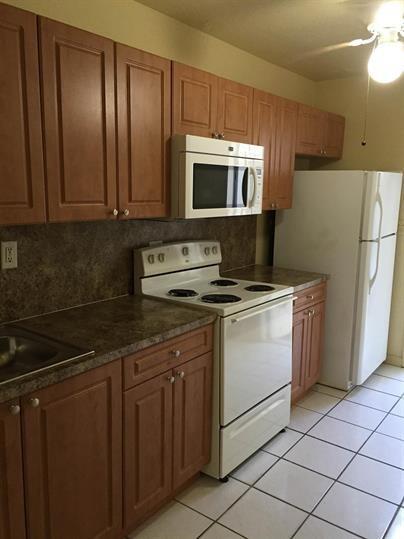 Foto del edificio - 1437 NE 56th St