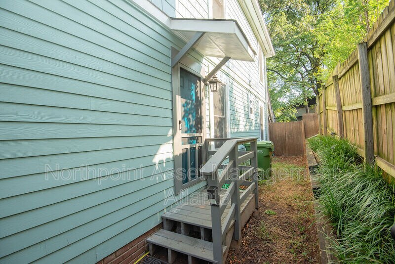 Foto principal - 171 Battery Pl NE