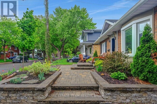 Building Photo - 67 Glencairn Ave