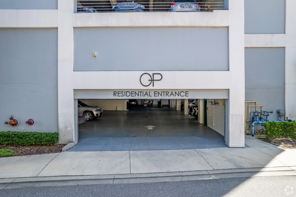 One Palm - 201 S Palm Ave Sarasota, FL 34236 | Apartments.com